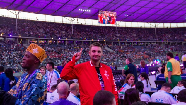 Après l’or aux Olympiques spéciaux, un nageur veut servir de mentor aux jeunes athlètes