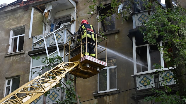 Ukraine : au moins un mort et plusieurs blessés dans une frappe russe