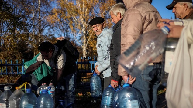 Moscou cible encore les infrastructures de l’Ukraine et prive Kiev d’eau potable