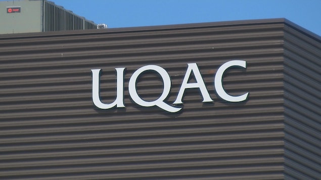 Logo de l'Université du Québec à Chicoutimi
