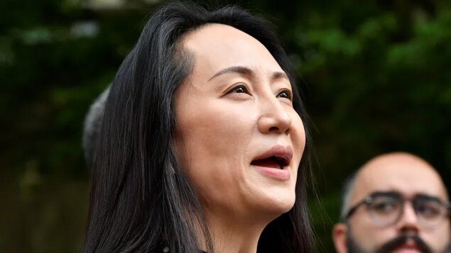 Une juge ordonne la restitution des objets saisis à Meng Wanzhou