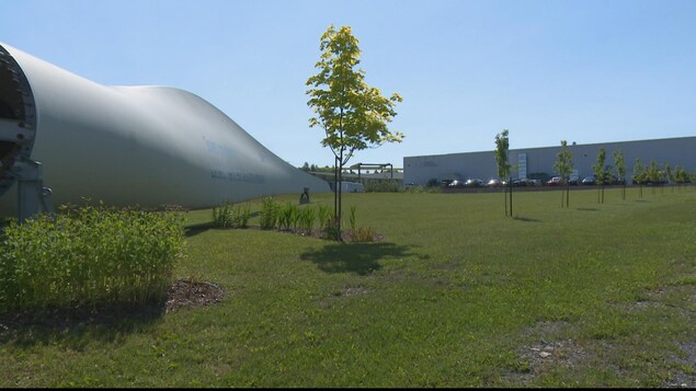 L'usine LM Wind Power de Gaspé. L'usine LM Wind Power de Gaspé.