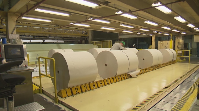 L'usine de papier journal de Produits forestiers Résolu à Baie-Comeau