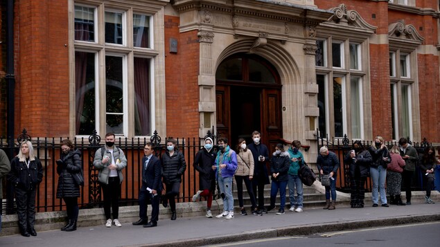 L’OMS appelle à la mobilisation devant la propagation inédite d’Omicron