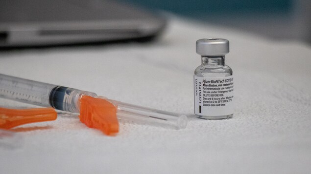 Une fiole de vaccin.