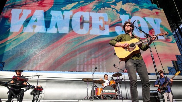 Le chanteur australien Vance Joy. Le chanteur australien Vance Joy.