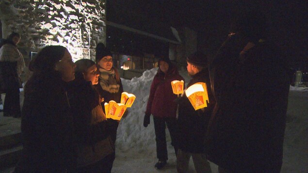 Veillée aux chandelles à Trois-Rivières pour les victimes de la tragédie de Laval