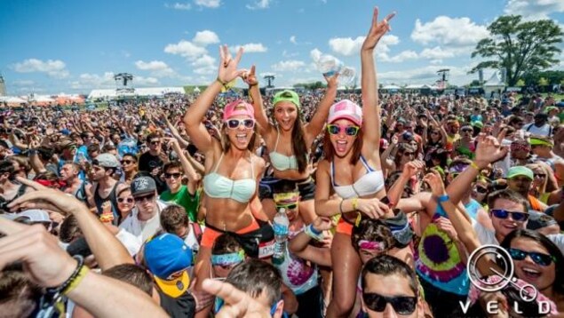 festivaliers au VELD Music Festival