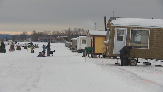 Le village sur glace de Roberval en péril