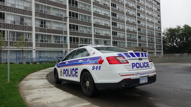 Une voiture du Service de police d'Ottawa.