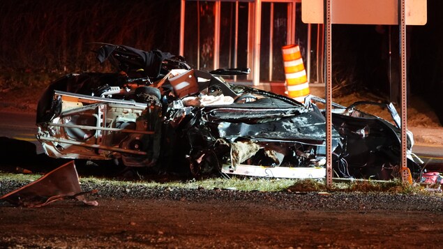 Un véhicule tombe d’un viaduc dans l’ouest de l’île de Montréal : deux hommes blessés
