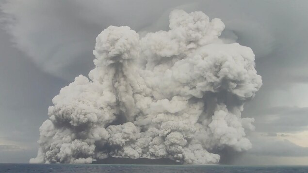 Éruption d'un volcan.