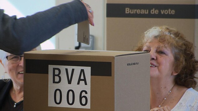 L'Est-du-Québec était aux urnes lors du vote par anticipation dimanche.