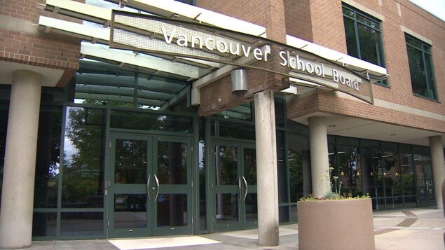 L'édifice qui abrite les bureaux de la Commission scolaire de Vancouver (VSB)
