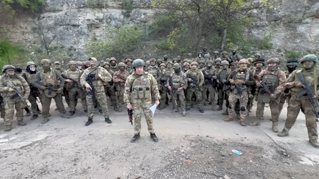 Ukraine : le groupe Wagner menace de quitter Bakhmout et éreinte l’état-major russe
