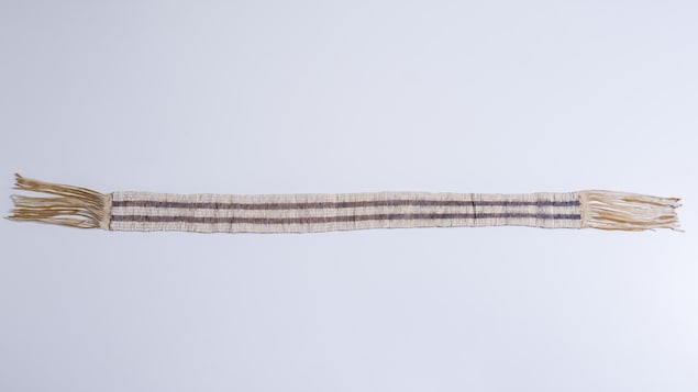 Un wampum à deux voies Un wampum à deux voies