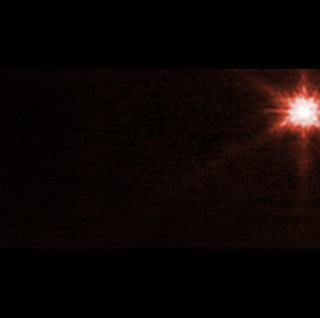 Image captée par le télescope Webb de l'impact de la sonde DART avec l'astéroIde Dimorphos.
