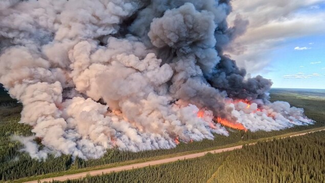 Feux de forêt : la C.-B. doit changer sa stratégie pour éviter plus de désastres