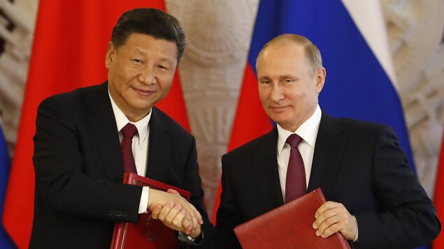 Les présidents chinois et russe, Xi Jinping et Vladimir Poutine, se sont rencontrés mardi à Moscou. Les présidents chinois et russe, Xi Jinping et Vladimir Poutine, se sont rencontrés mardi à Moscou.