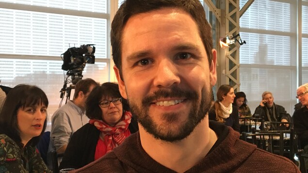 Yannick Roy, doctorant en neuroscience à l'Université de Montréal et confondateur de NeuroTechX Yannick Roy, doctorant en neuroscience à l'Université de Montréal et confondateur de NeuroTechX