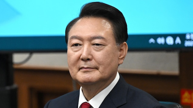 Corée du Sud : l’ex-président Yoon inculpé d’aide à l’ennemi