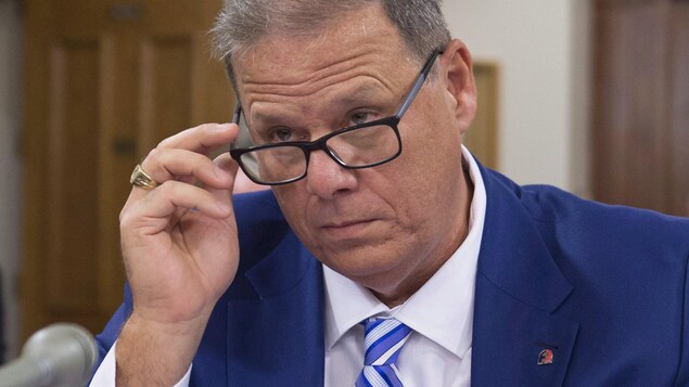Yves Francoeur en commission parlementaire.