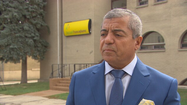 Faiçal Zellama, professeur à l'Université de Saint-Boniface. Faiçal Zellama, professeur à l'Université de Saint-Boniface.