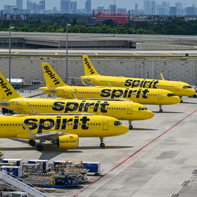 Les avions de Spirit Airlines sur le tarmac de l'aéroport international de Fort Lauderdale-Hollywood, à Fort Lauderdale, en Floride.