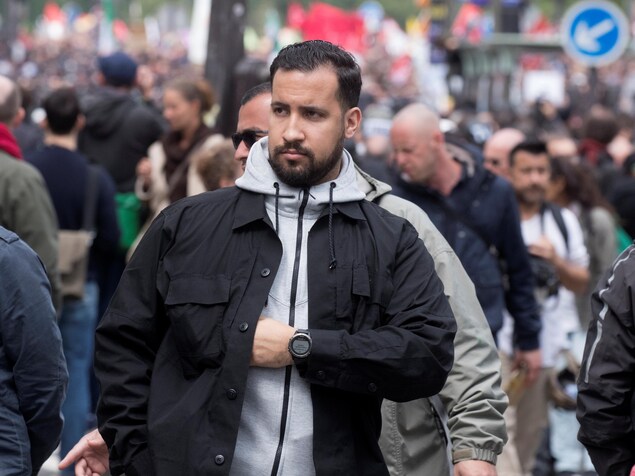 Alexandre Benalla, un collaborateur d’Emmanuel Macron responsable de sa sécurité pendant la campagne présidentielle, fait l’objet d’une enquête préliminaire de la part de la justice française. Alexandre Benalla, un collaborateur d’Emmanuel Macron responsable de sa sécurité pendant la campagne présidentielle, fait l’objet d’une enquête préliminaire de la part de la justice française.