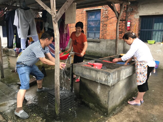 Cour commune de plusieurs logements à Maotanchang. Mai 2018 Cour commune de plusieurs logements à Maotanchang. Mai 2018