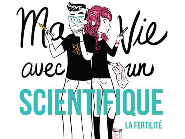 Un homme et une femme sont dos à dos debout. L'homme tient dans sa main une seringue. La femme tient une feuille et un test de grossesse. Un homme et une femme sont dos à dos debout. L'homme tient dans sa main une seringue. La femme tient une feuille et un test de grossesse.