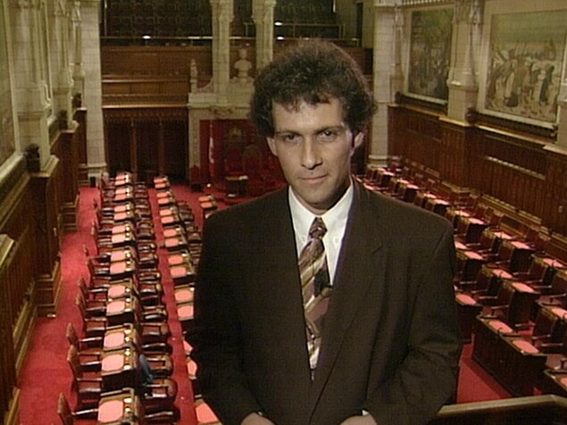 Michel Cormier devant une salle vide. Michel Cormier devant une salle vide.