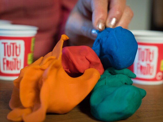 De la pâte à modeler Tutti Frutti
De la pâte à modeler Tutti Frutti