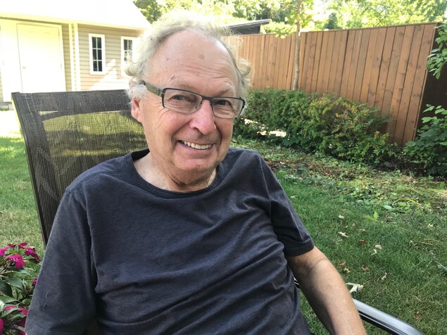 Simon Langlois. Simon Langlois.