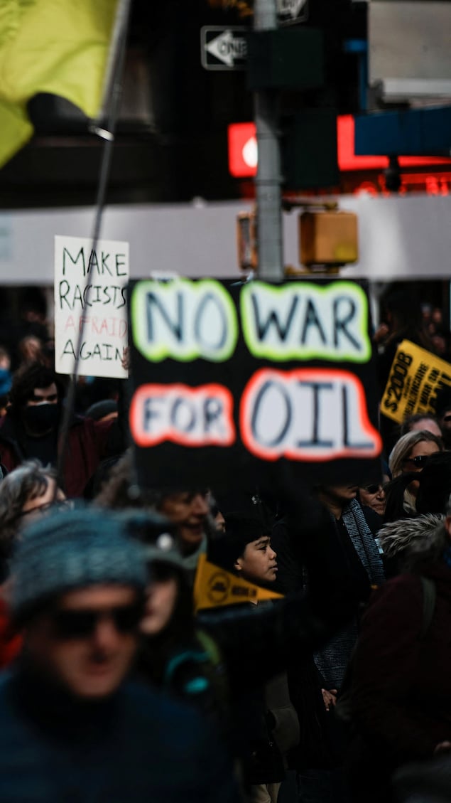 Des manifestants dans la rue
