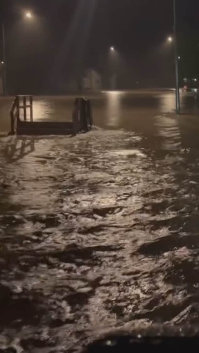 Un village inondé.