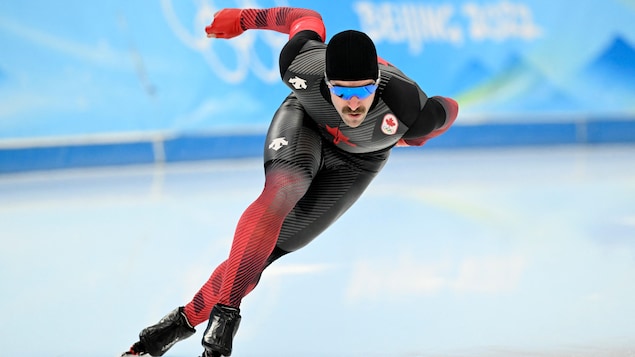 Canada's Antoine Gelinas-Beaulieu competes in the men's speed skating 1500m event during the Beijing 2022 Winter Olympic Games at the National Speed Skating Oval in Beijing on February 8, 2022. (Photo by WANG Zhao / AFP) (Photo by WANG ZHAO/AFP via Getty Images)