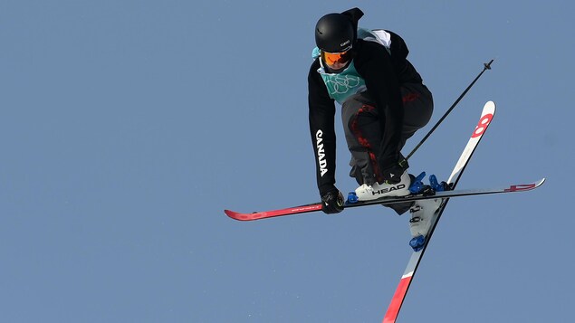 Deux chutes plombent Evan McEachran en finale du grand saut