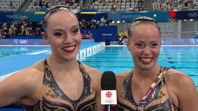 Claudia Holzner et Jaqueline Simoneau le sourire aux lèvres.