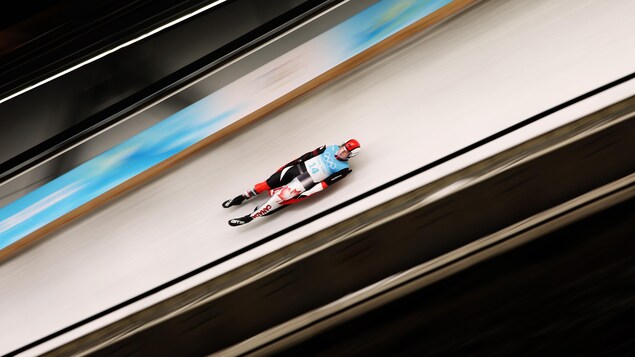 Le Canadien Reid Watts termine 17e en luge individuelle