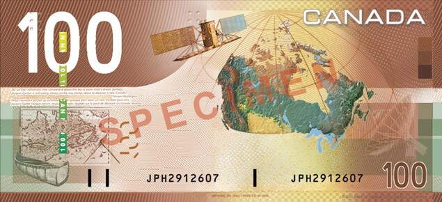 Spécimen de billet de 100 $ avec un canot autochtone, la carte du Canada, un satellite et une tour à radar. Spécimen de billet de 100 $ avec un canot autochtone, la carte du Canada, un satellite et une tour à radar.