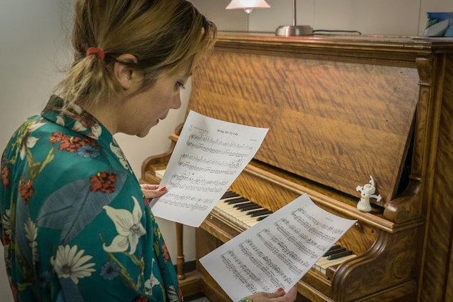 Laurence Giroux-Do au piano.