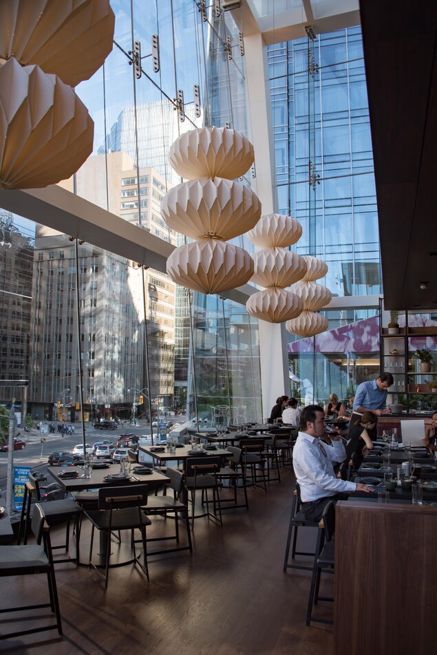 L'intérieur d'un restaurant L'intérieur d'un restaurant