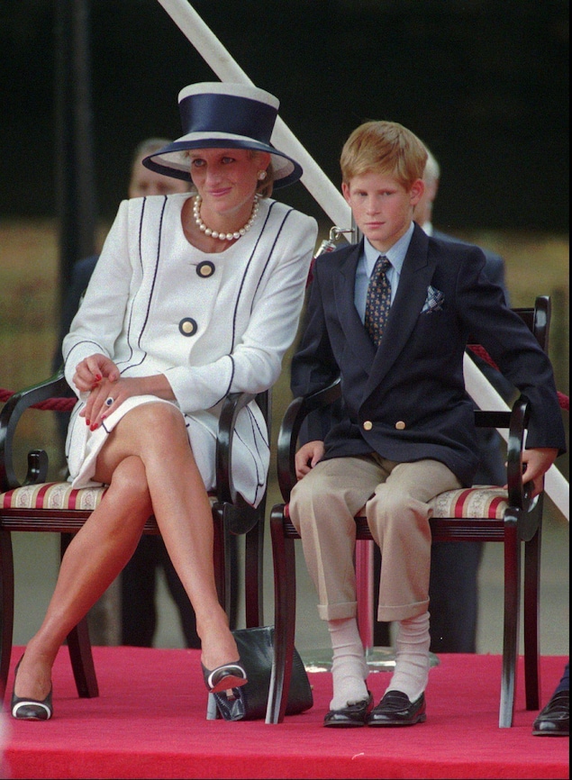 La princesse Diana et un jeune prince Harry La princesse Diana et un jeune prince Harry