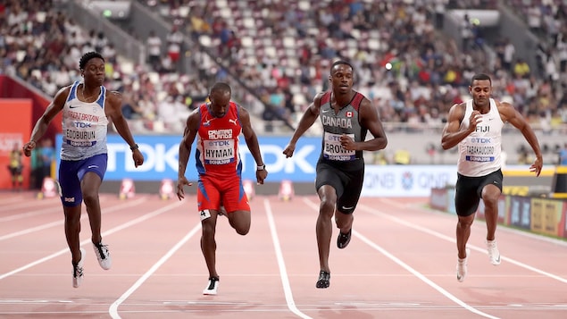 Le Canadien se qualifie pour les demi-finales du 100 m.