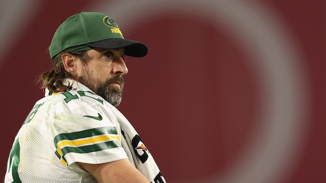 Mis à l’amende, Aaron Rodgers persiste : il ne se fera pas vacciner