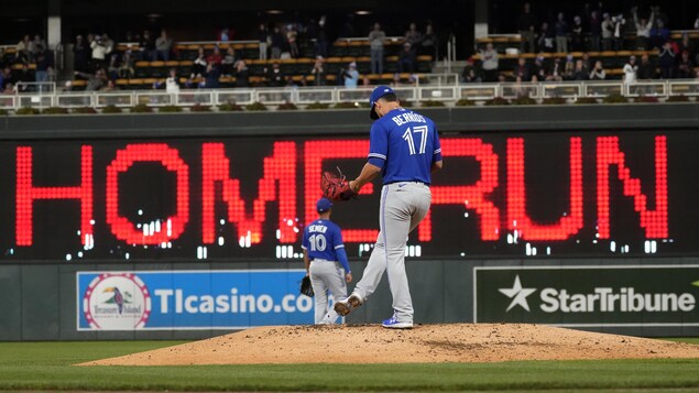 Battus à Minneapolis, les Blue Jays s’éloignent des séries