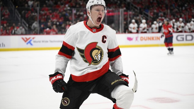 Tkachuk marque deux buts et les Sénateurs gagnent contre les Jets