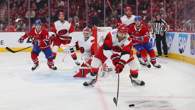 Le Canadien doit prendre de meilleures décisions avec la rondelle face aux Hurricanes