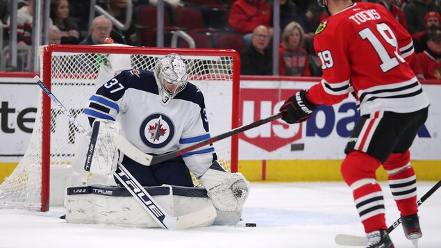 Les Jets remportent un festival offensif contre les Blackhawks